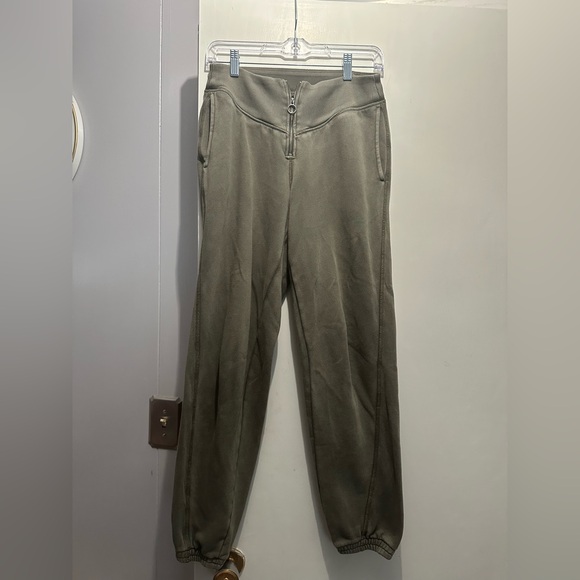 Aerie Olive Green Track Pants - Picture 1 of 5